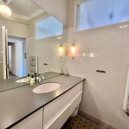 Novembre By Welcome To *